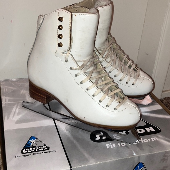 JACKSON Women's Classic White Skates 7020 5B - Picture 1 of 6
